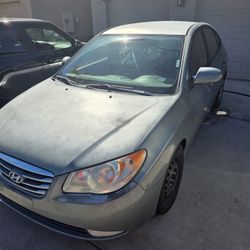 Hyundai Elantra 2010