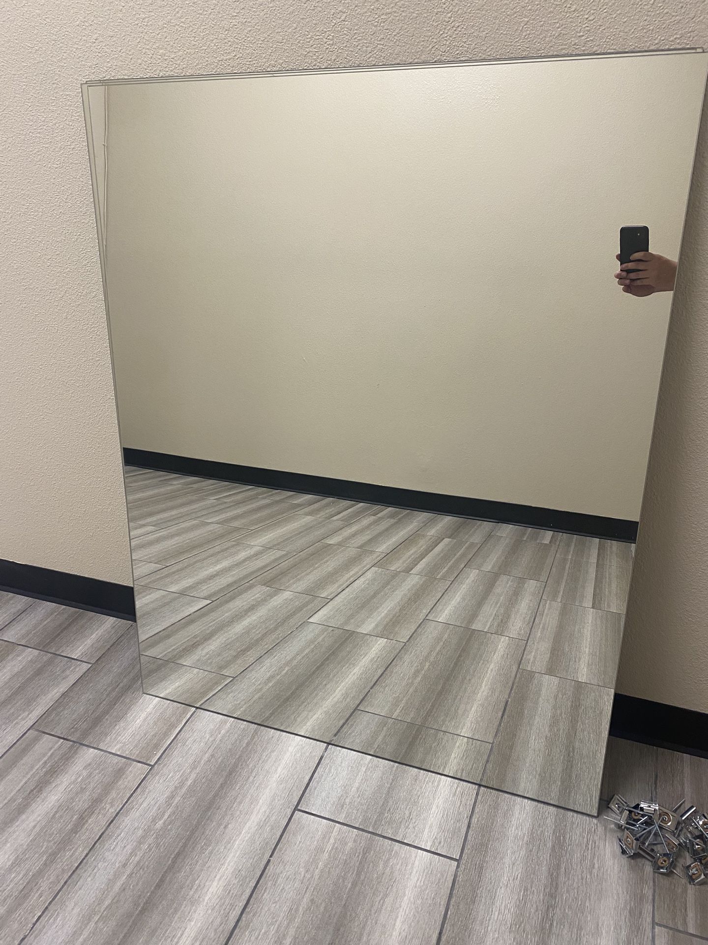 3 Lettan Mirrors 48x37 Inch