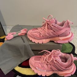 Balenciaga track runner 