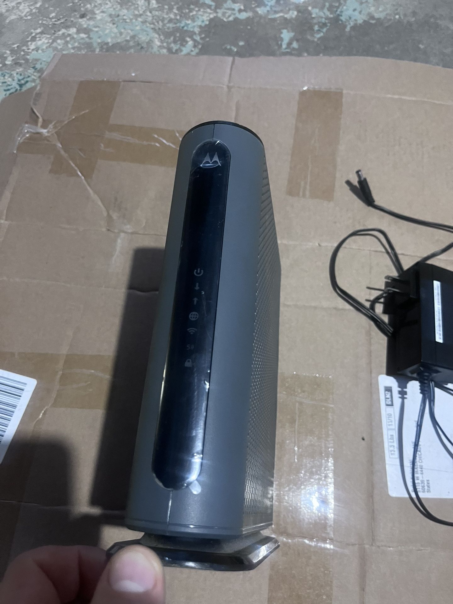 Motorola ,Cable Modem Plus , AC1900