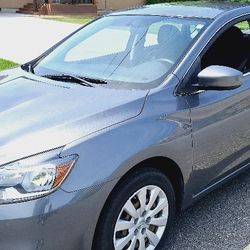 Nissan Sentra Commuter