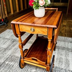 1950’s Whiskey/Tea cart Set. Includes 4 Wicker Chairs.