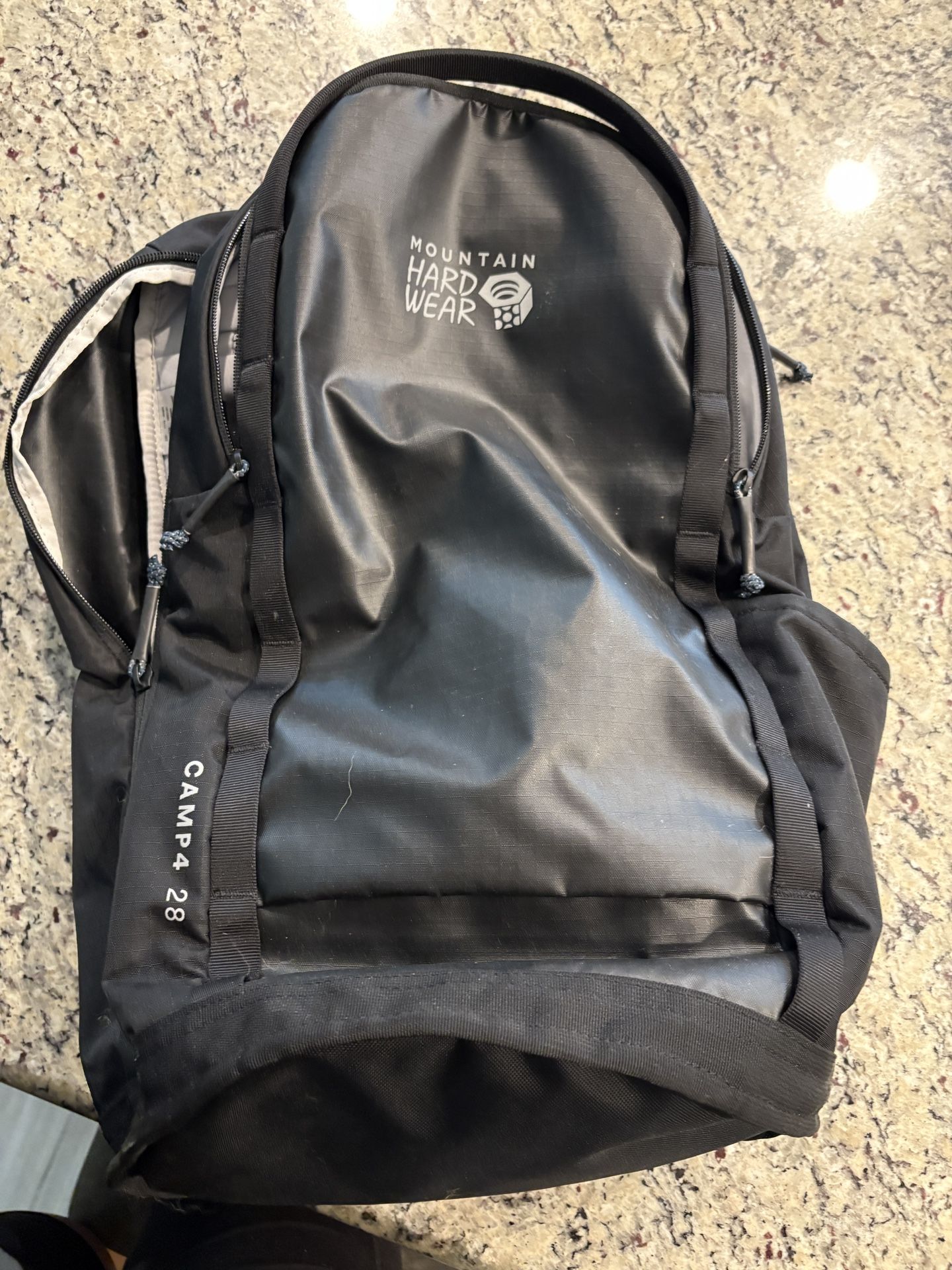 Mountain Hard Wear Camp 28 Backpack