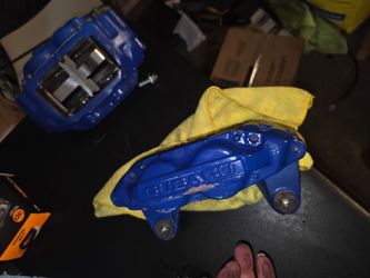 06-07 wrx tr front calipers