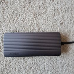 Anker USB-C Docking BUB (10 IN 1) Dual Display Fast Sale