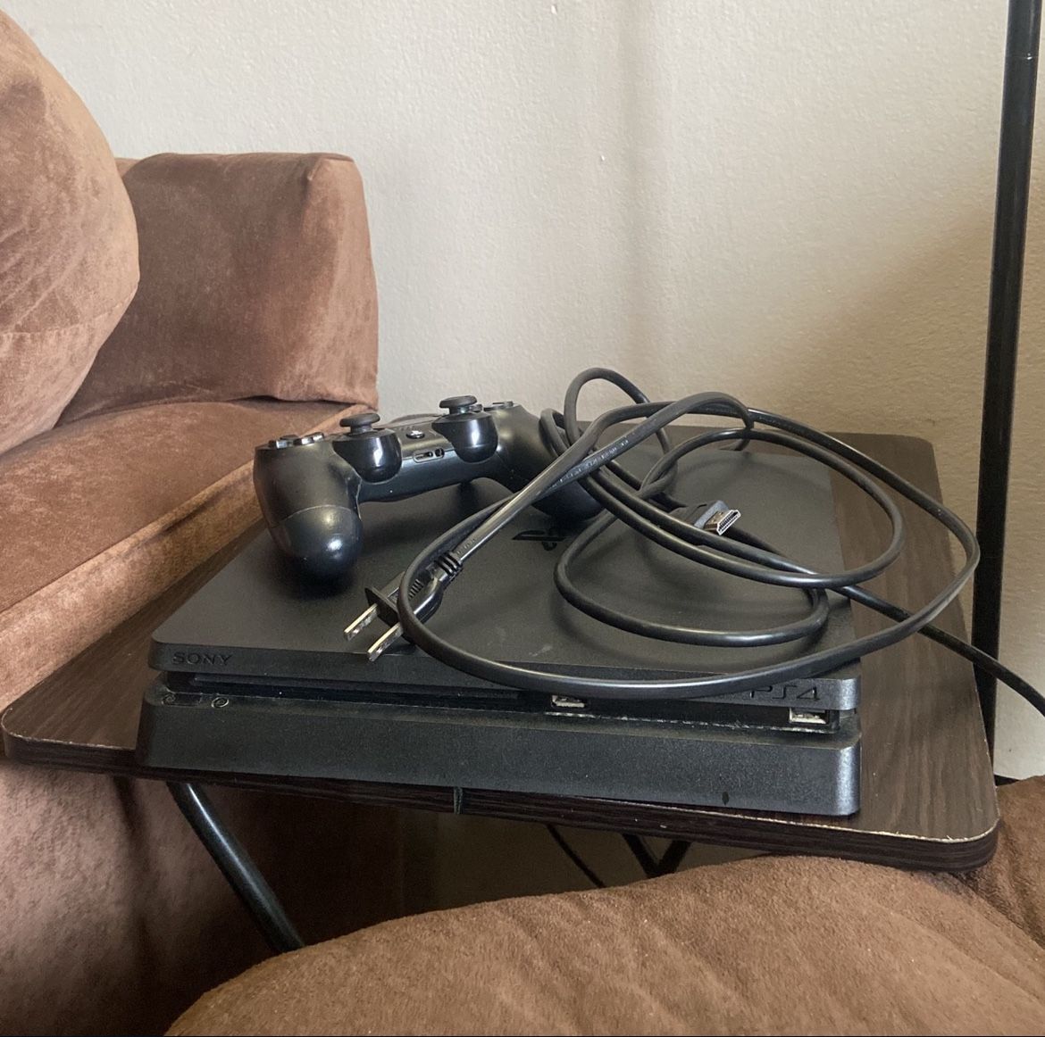 PS4 SLIM