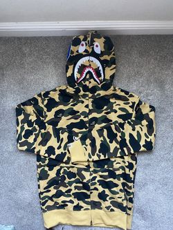 YELLOW/GREEN BAPE ZIP UP (SIZE MEDIUM)