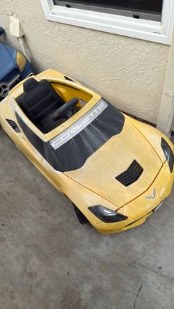 Hot wheels - works (can use a new battery)