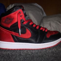 Air Jordan 1 Retro High Satin “Bred”