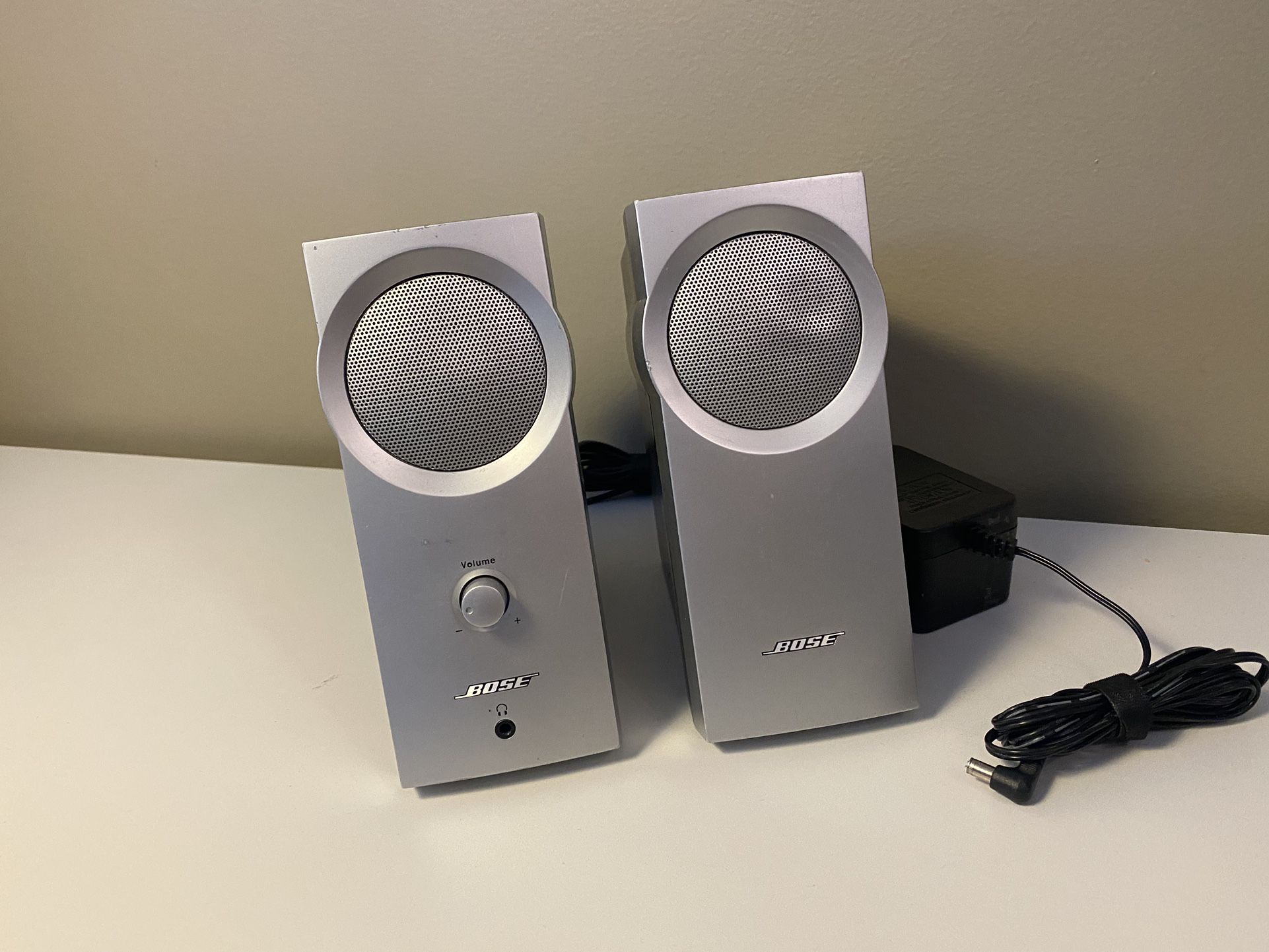 Bose shelf speakers  “Companion 2”