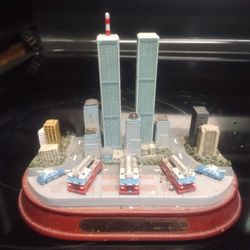 New York World Trade Center Desk Ornament 1(contact info removed)