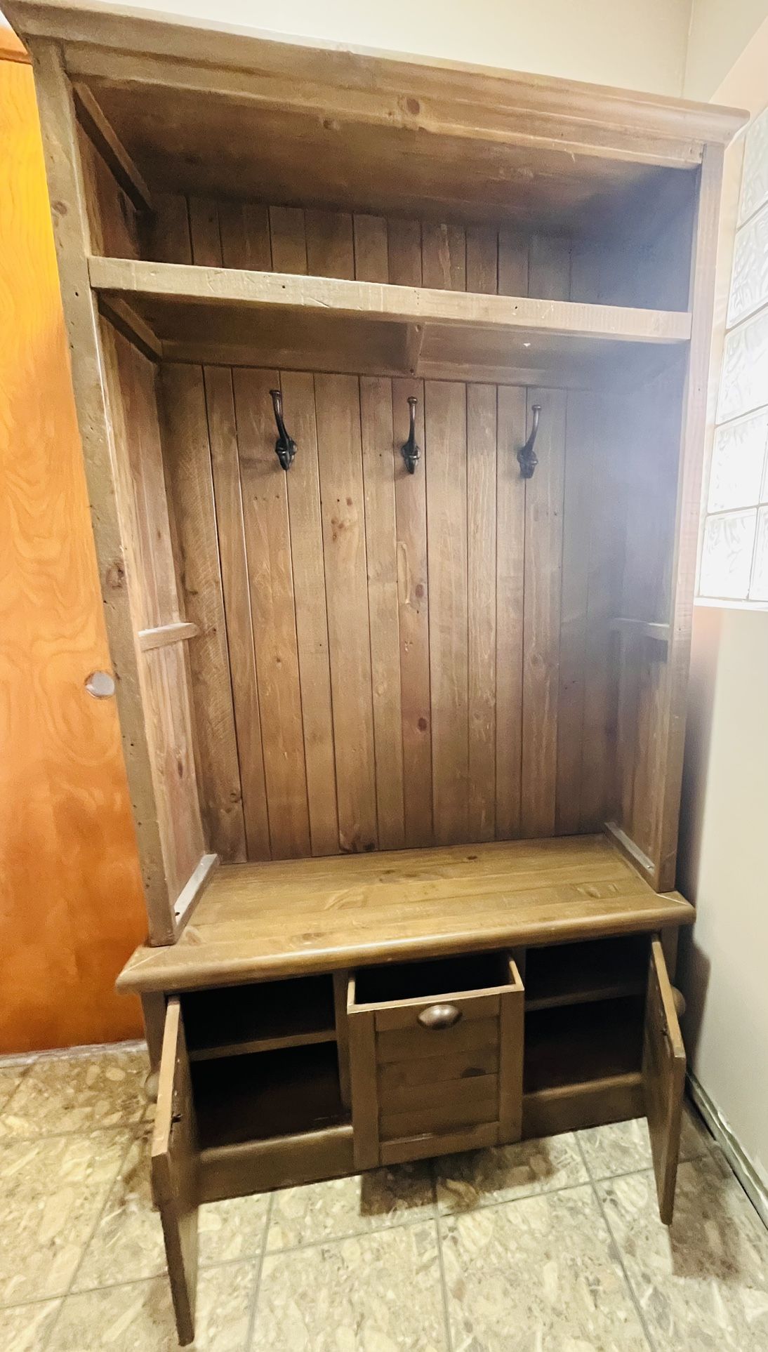 Entryway Hall Tree With Storage Bench / Shoe Storage 