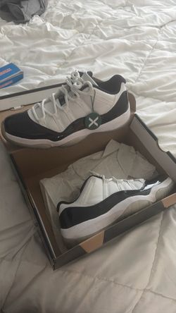Jordan 11 Concord  low size 10 great condition