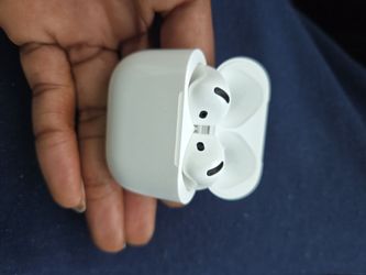 APPLE AIRPORS 4