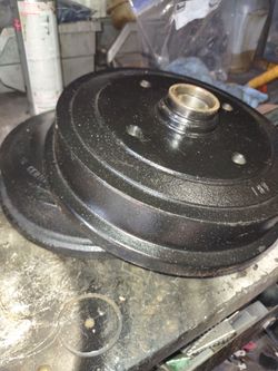 Front brake drum, 4 lug