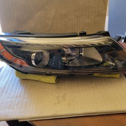 2015 Kia Optima Passenger Headlight Led/Xenon/Leveling Used