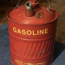 Vintage Red Galvanized Metal 2 Gal Gasoline Tank Can Gas Spout Man Cave Garage 