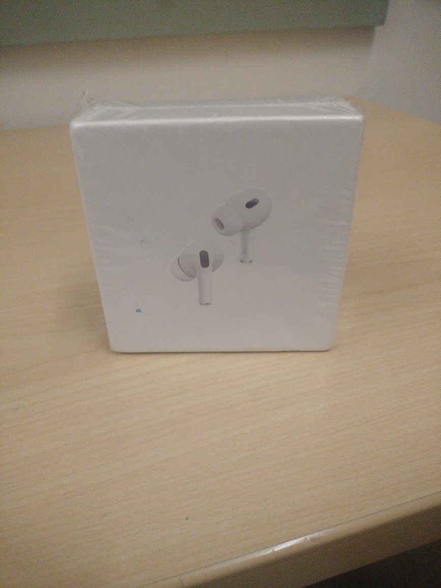 Apple Earphone 2nd Generation With Magnetic Charging Case