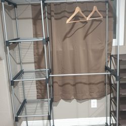 New  Closet, Shelves