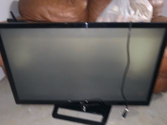 Broken LG TV and Working Smart TV Vizio