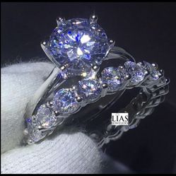 New 18k White Gold Wedding Ring Set 