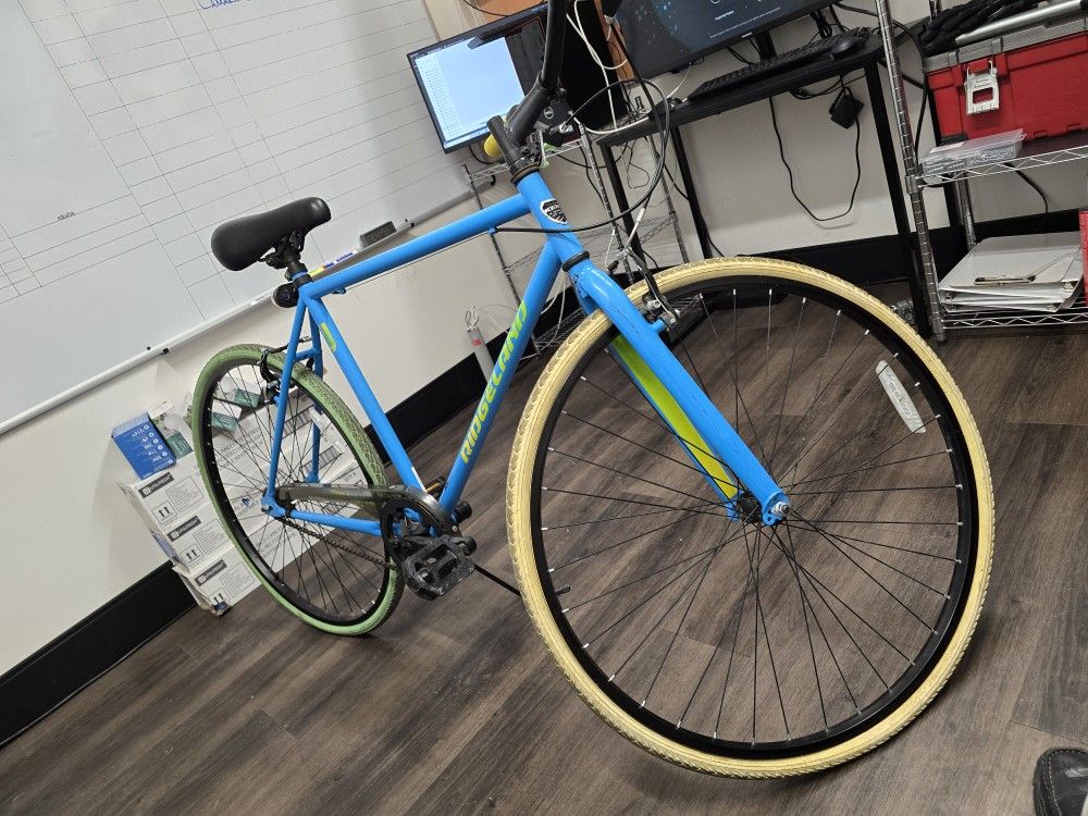 700c Ridgeland Hybrid Bike Steel Frame Stylish Color Design, Rider Height 5'4"+