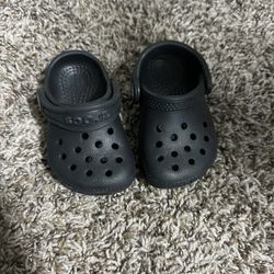 Baby crocs