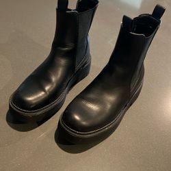 Women’s Black Leather Boots 