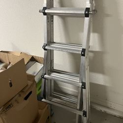 Vulcan Ladder Model ES-17TIA-CP