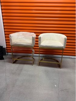 Set of 2 Luxury Counter Stools – Cream Velvet & Gold Finish