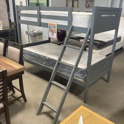 Bunk Bed! $299! Last One! 🤎🏠📲 Easy Financing. 