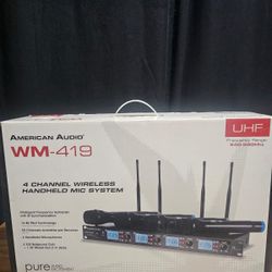 American Audio WM-419V DJ Wireless System with 4 Cordless Handheld Vocal Mic ...