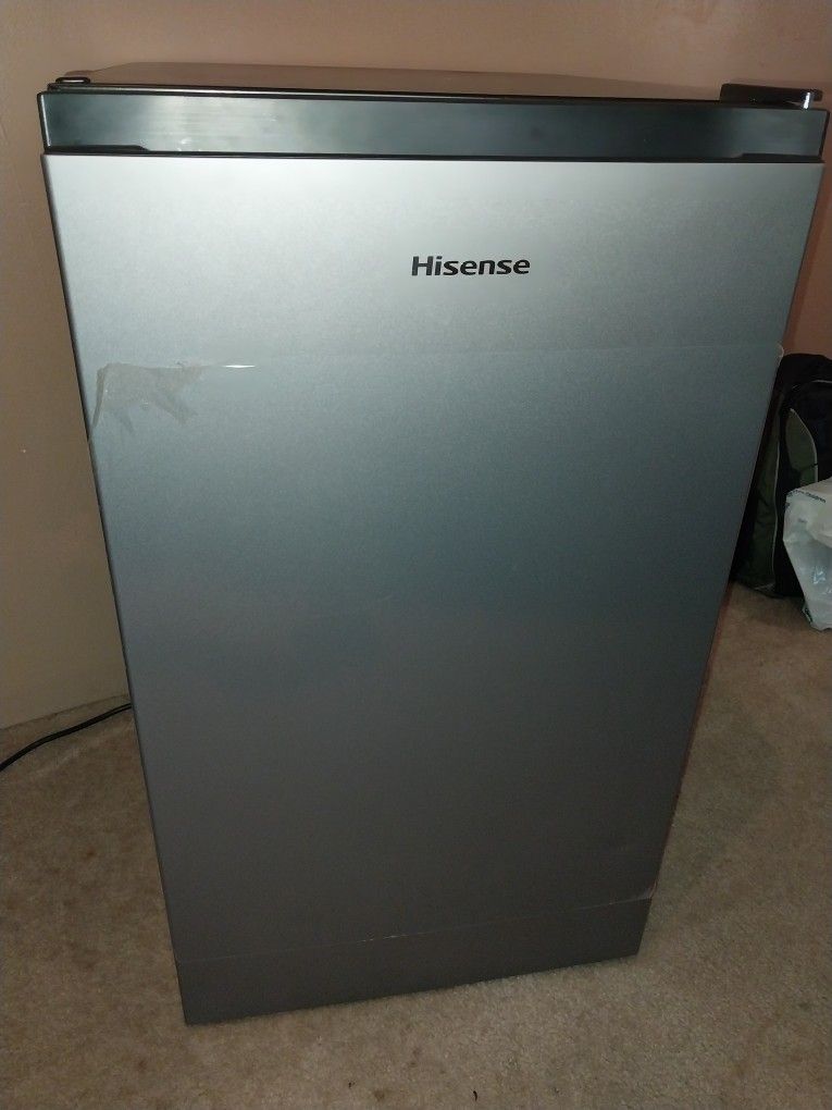 Mini Fridge Hisense