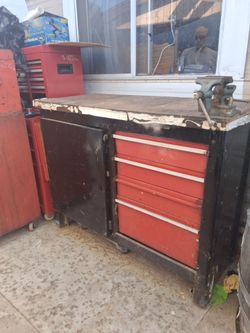 Work bench