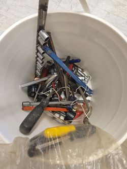 Mixed Hand Tool Lot