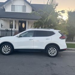 2020 Nissan Rogue