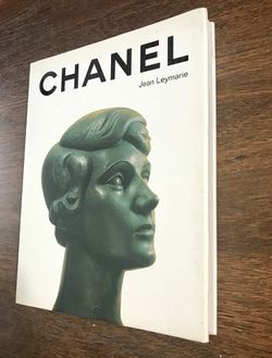 Coffee Table Book - “Chanel” by Jean Leymarie for Sale in Costa