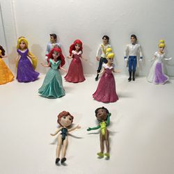 Disney Princess Fashion Doll  Dresses Some w/Clip Dresses