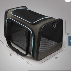 Pet Carrier for Small Dogs Or Cats- Clean & Comfy- Local Pickup