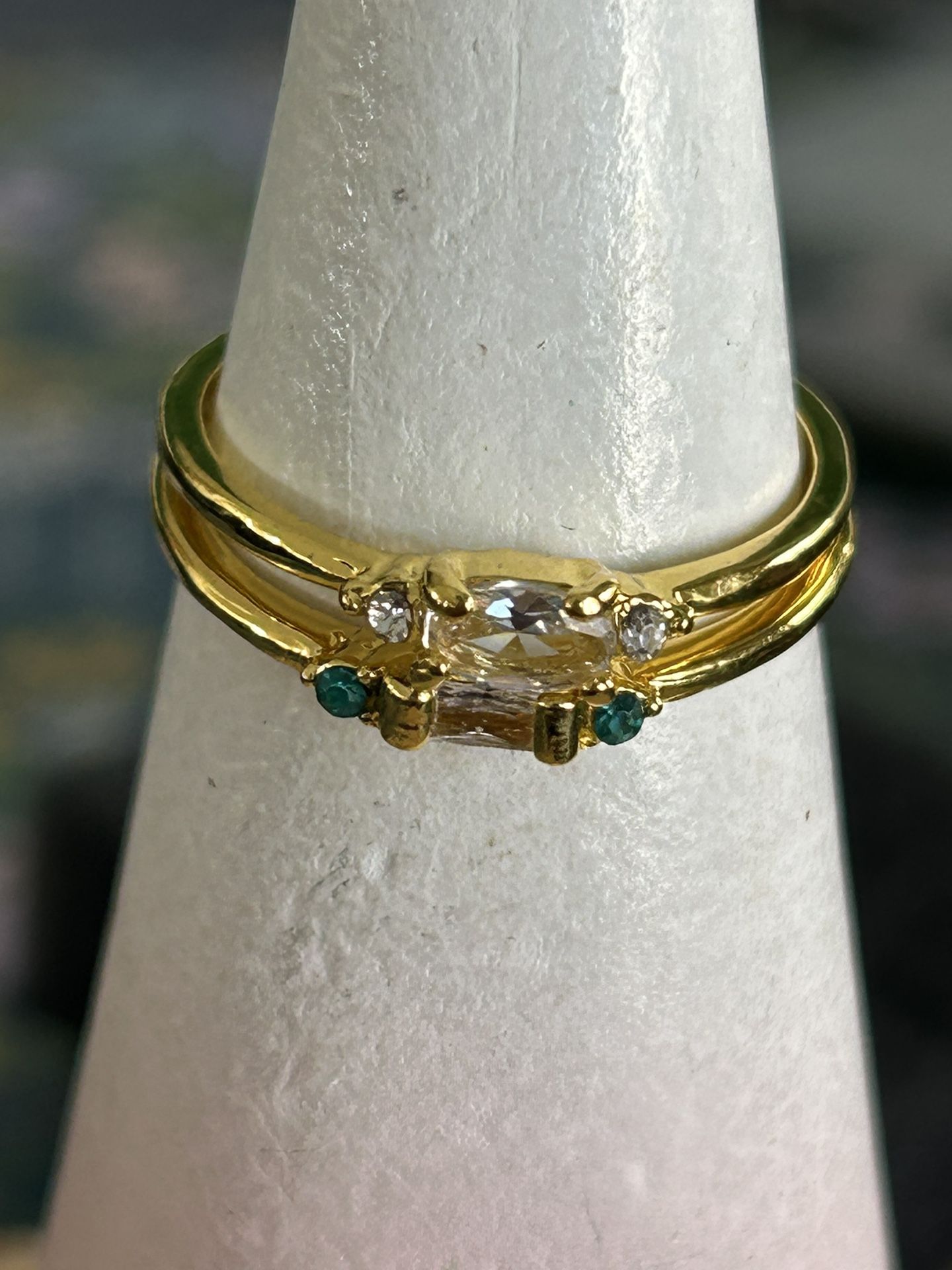 New 2 Gold Colored Rings Size 7