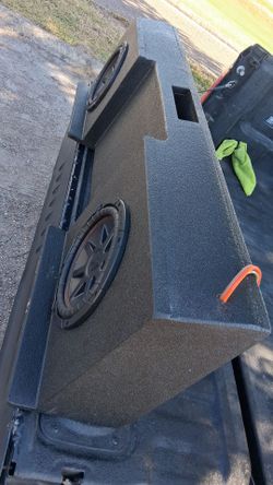 Ported probox 10" kicker comp  vr  400 rms 800 max  dvc 2 ohms