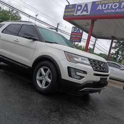 2017 Ford Explorer 