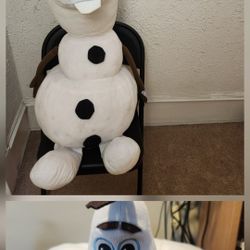 2009 Target Exclusive Frozen Olaf Plush NWT (4 ft Tall ) with Frozen Pillow pet 