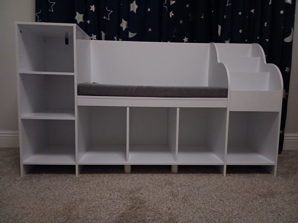 Kids bench and toy storage