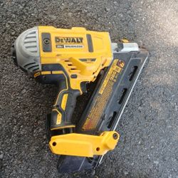 Dewalt Framing Gun 30° Angle 