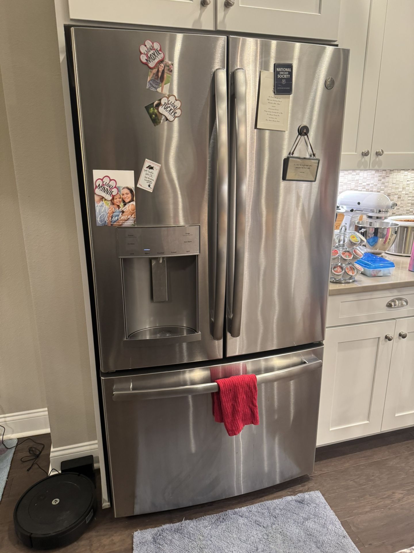 GE Refrigerator