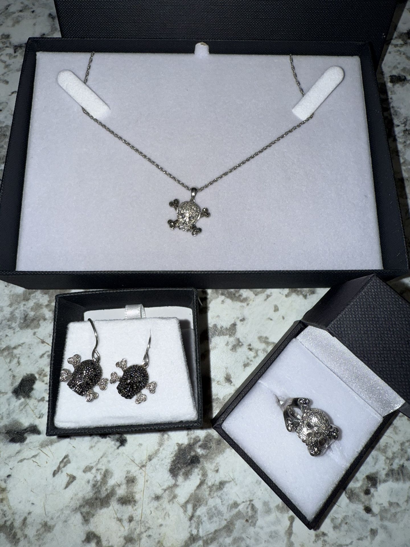 Set ..!!!Black and White Diamond  Accent Skull with Crossbones ...ring And Earrings 925