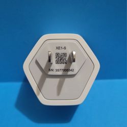 Xfinity Comcast XFI WIFI Pod Extender Network Signal Booster XE1-S Tested Great.