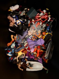 Action figure lot