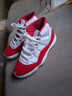 Air jordan 11 retro (cherrys)